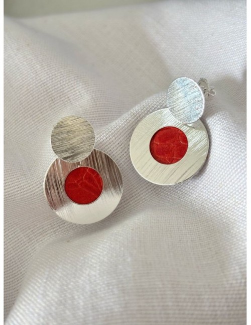 AROS BAÑADOS EN PLATA CUERO ROJO