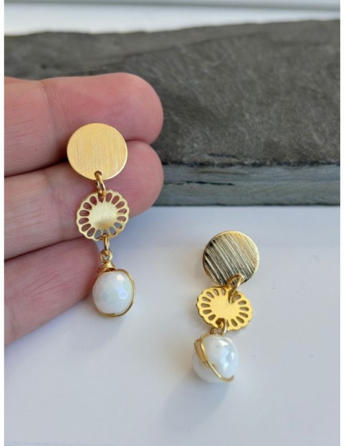 AROS BAÑADOS EN ORO PIEDRA BLANCA