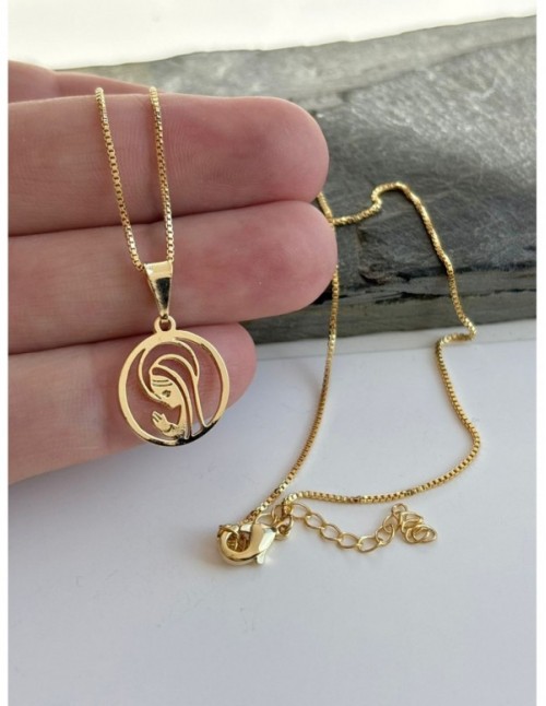 COLLAR BAÑADO EN ORO DIJE RELIGIOSO