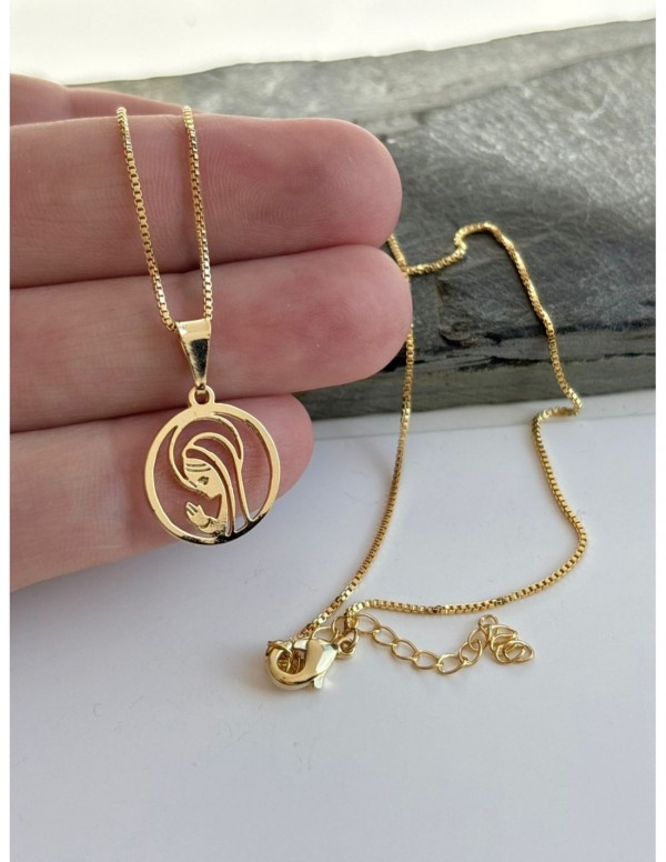 COLLAR BAÑADO EN ORO DIJE RELIGIOSO