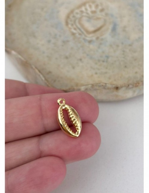 DIJE BAÑADO EN ORO CARACOLA