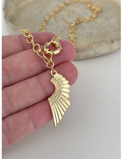 COLLAR BAÑADO EN ORO ALA