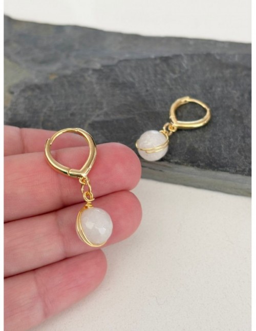 AROS BAÑADOS EN ORO PIEDRA BLANCA