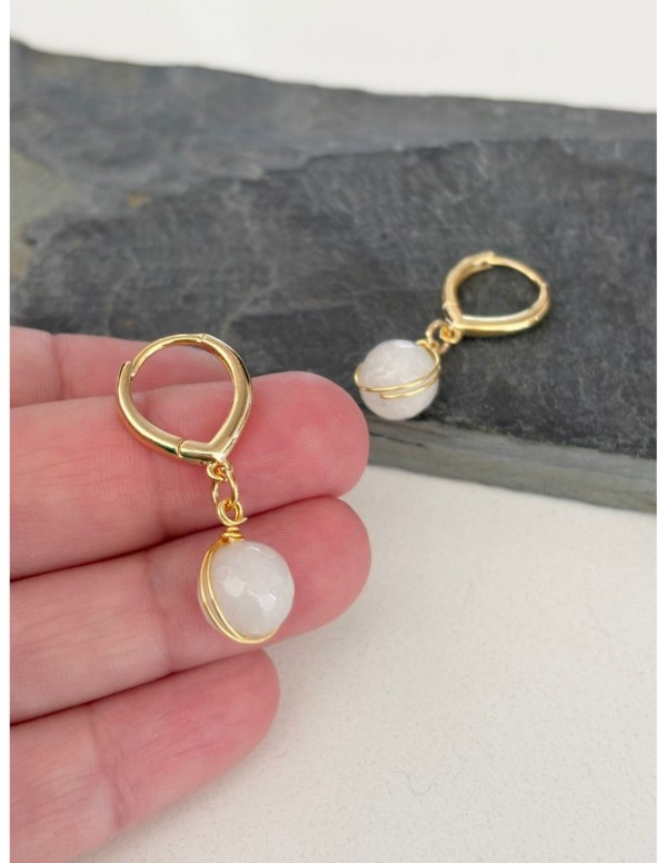 AROS BAÑADOS EN ORO PIEDRA BLANCA