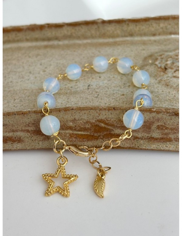 PULSERA BAÑADA EN ORO PIEDRA BLANCA