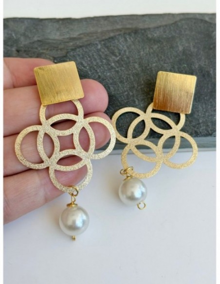 AROS BAÑADOS EN ORO PIEDRA BLANCA