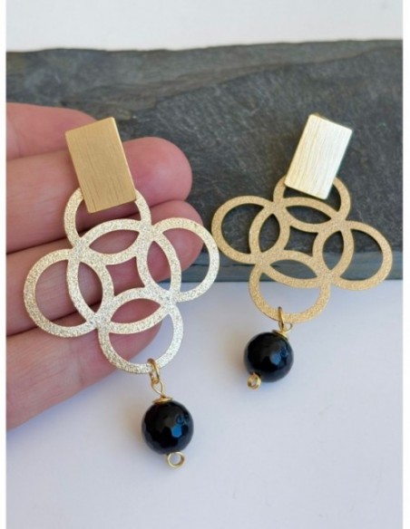 AROS BAÑADOS EN ORO PIEDRA NEGRA