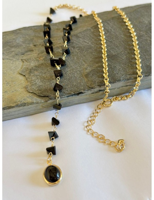 COLLAR BAÑADO EN ORO CRISTALES NEGROS