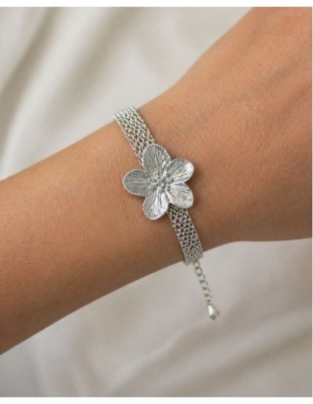 PULSERA BAÑADA EN PLATA FLOR