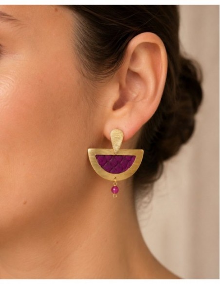 AROS BAÑADOS EN ORO CUERO Y PIEDRA MORADA