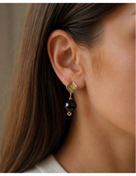 AROS BAÑADOS EN ORO PIEDRA NEGRA