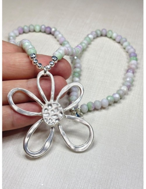 COLLAR BAÑADO EN PLATA FLOR