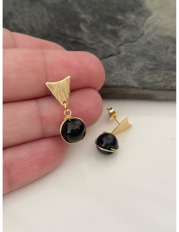 AROS BAÑADOS EN ORO PIEDRA NEGRA
