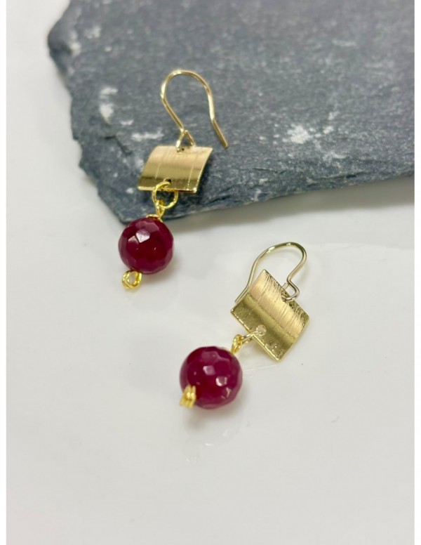 AROS BAÑADOS EN ORO PIEDRA ROJA