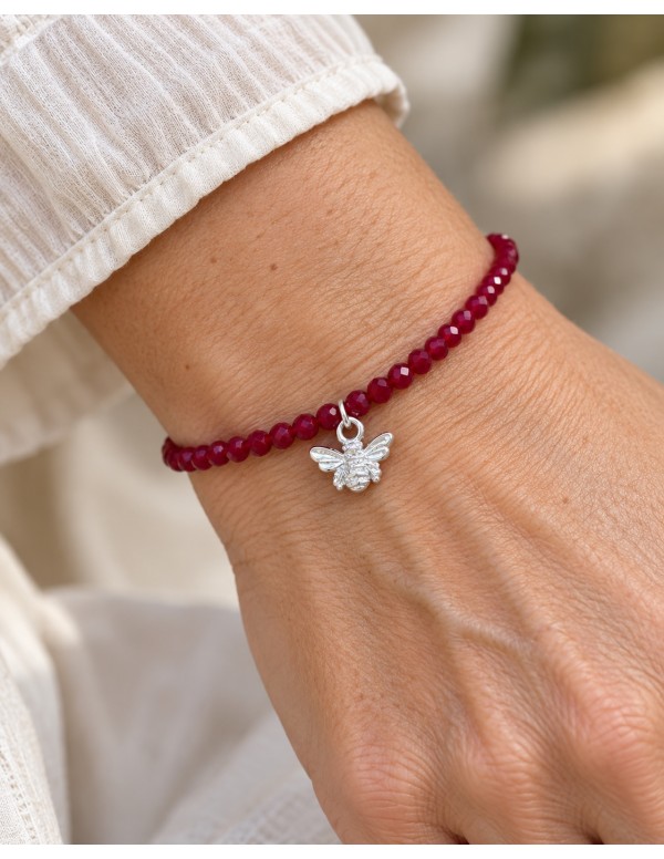 PULSERA ROJA AJUSTABLE ABEJA BAÑADA EN PLATA