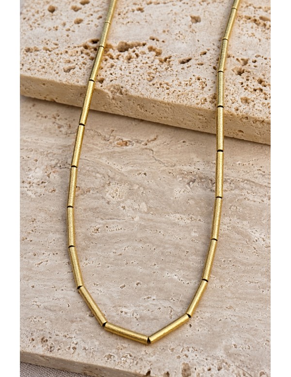 Collar de tubos texturados en baño de oro de 50 cm