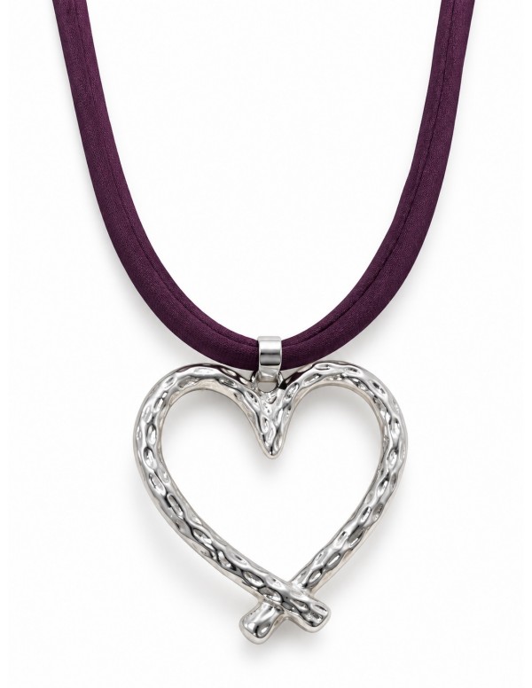 Collar corazón bañado en plata con cordón de...