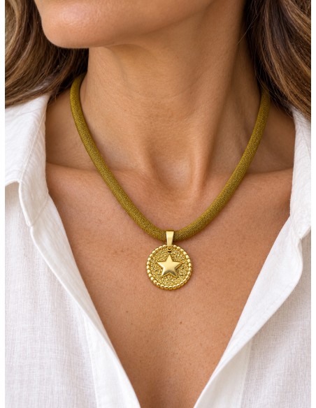 Collar reversible corazón y estrella bañado en oro con seda de 50 cm