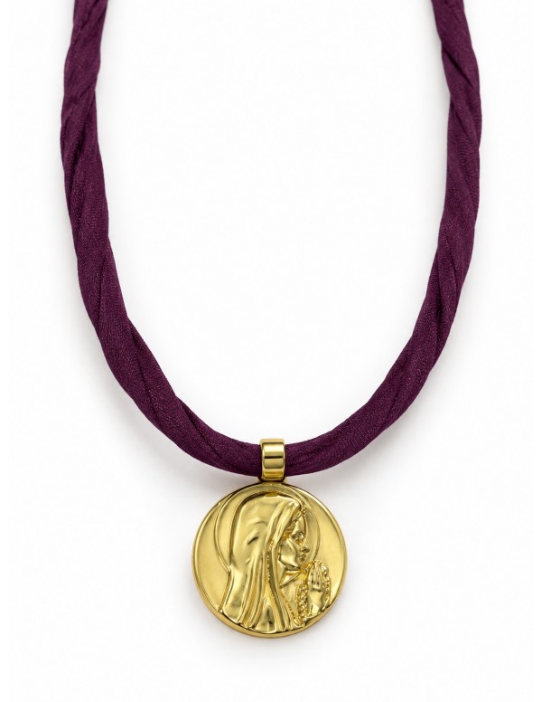 Collar Virgen baño de oro y seda burdeo 50 cm