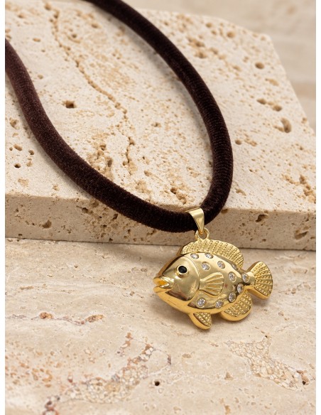 Collar Pez baño de oro con cordón de terciopelo café 50 cm