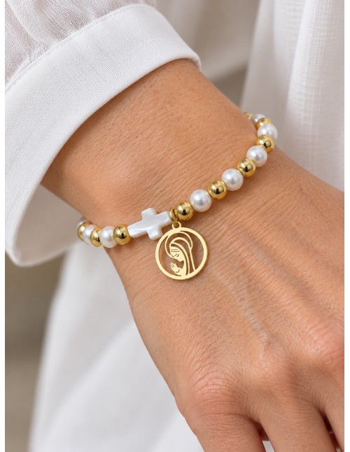 Pulsera elasticada de perlas con cruz y Virgen baño de oro 2