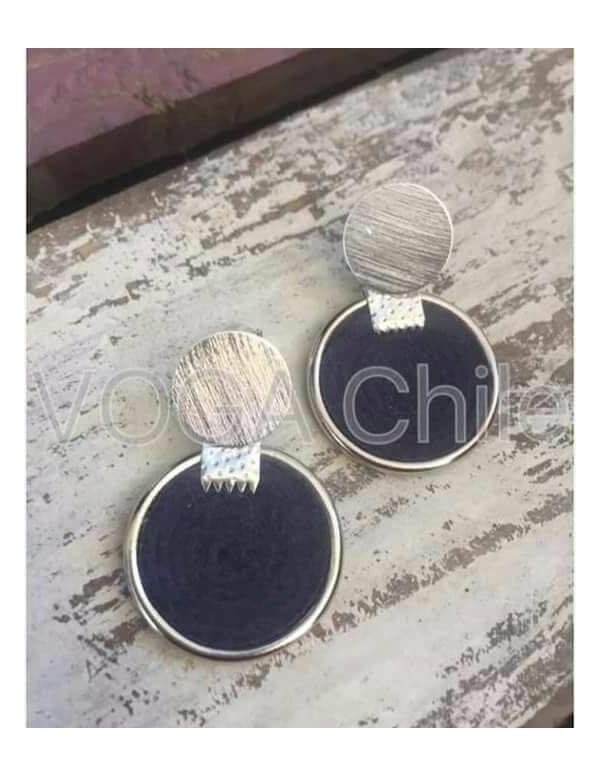 ARO ARGOLLA PLATA AZUL MARINO 2CM APROX DE GAMUZA