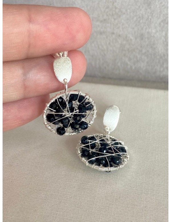 ARO BANO DE PLATA CRISTALES NEGROS