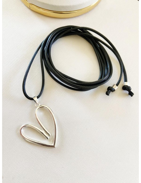 COLLAR BANADO EN PLATA COLGANTE CORAZON