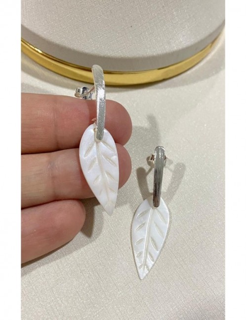 AROS BAÑADOS EN PLATA NACAR BLANCO