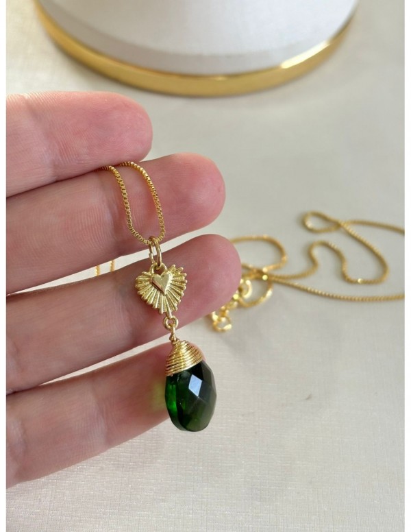 COLLAR BAÑADO EN ORO PIEDRA VERDE