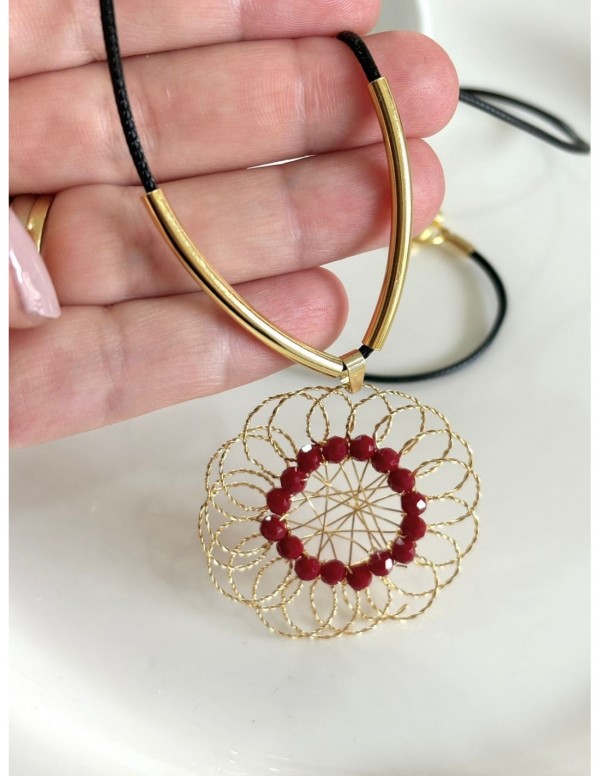 COLLAR BAÑADO EN ORO CRISTAL ROJO