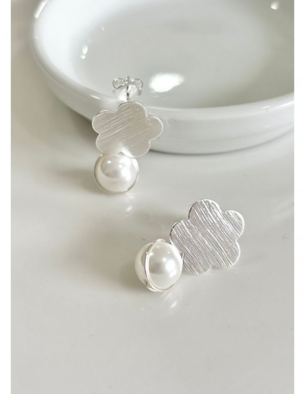 ARO BAÑO DE PLATA PERLA BLANCA